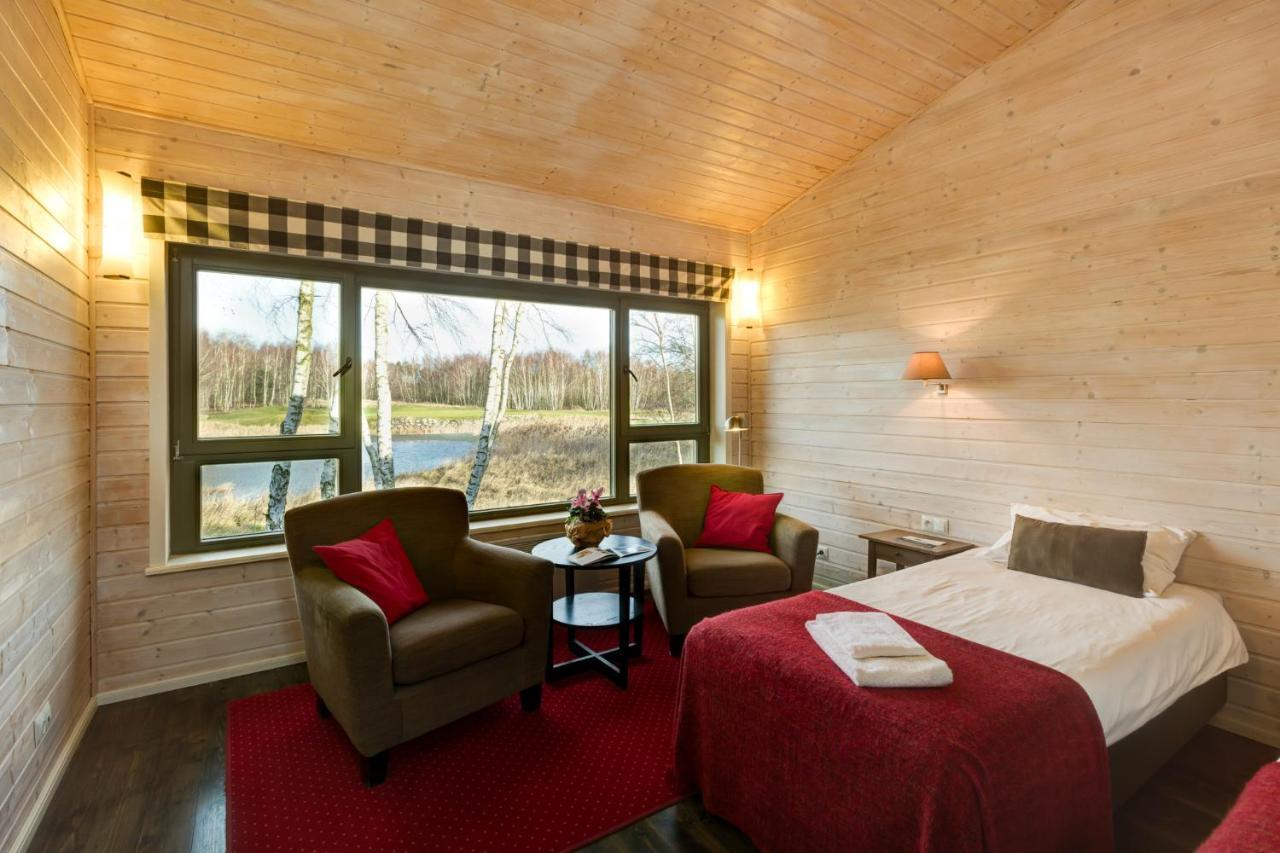Modry Las Golf Resort Choszczno Exterior photo